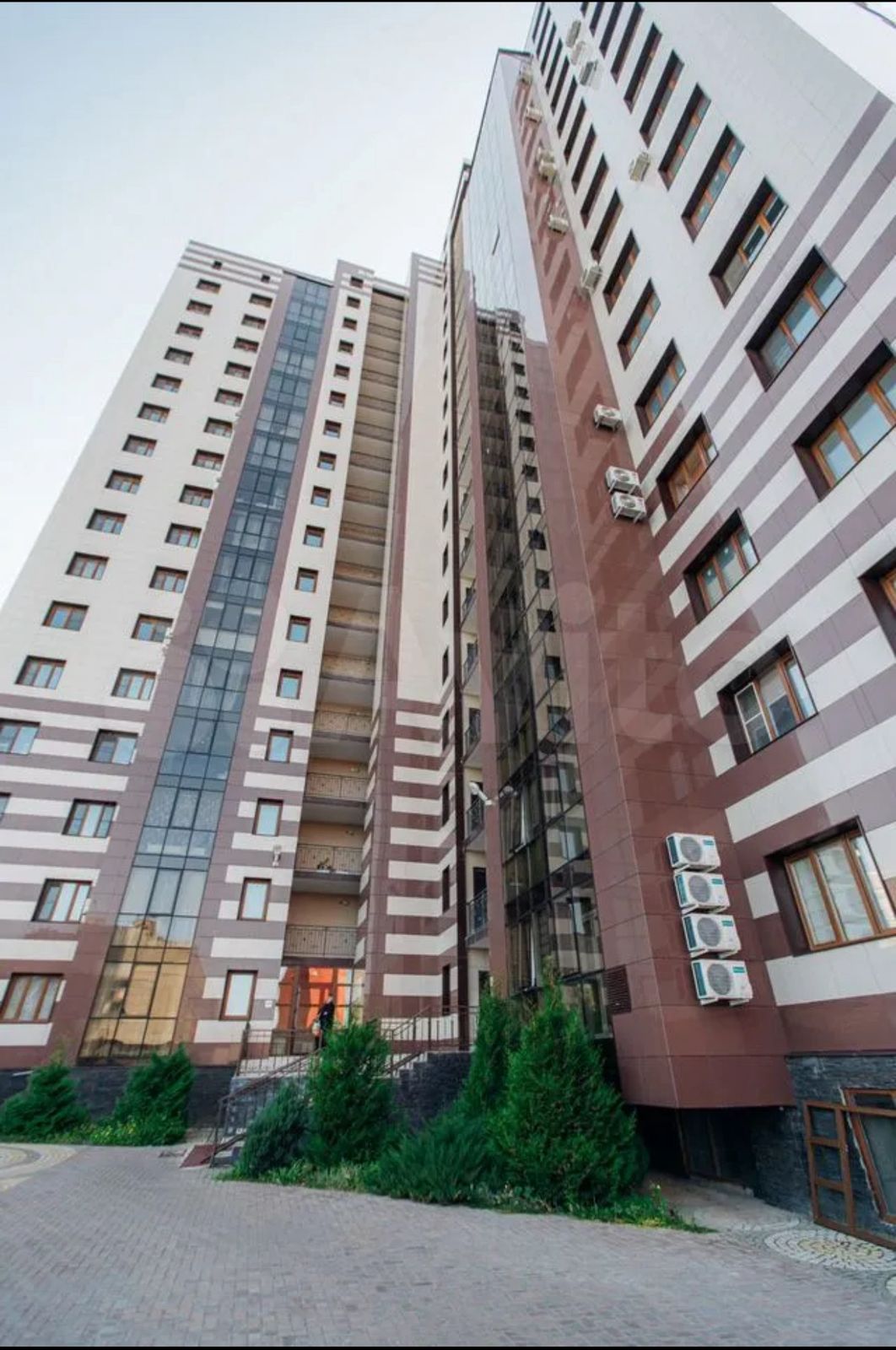 Однушка у музея Космонавтики