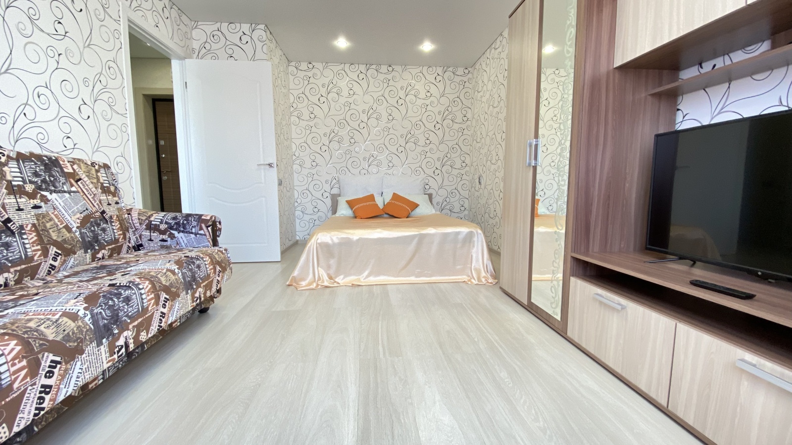 Right Room на Братьев Луканиных