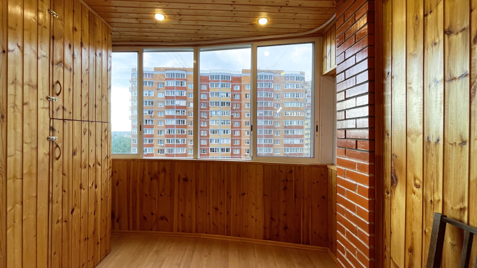 Right Room на 65 лет Победы 41к1