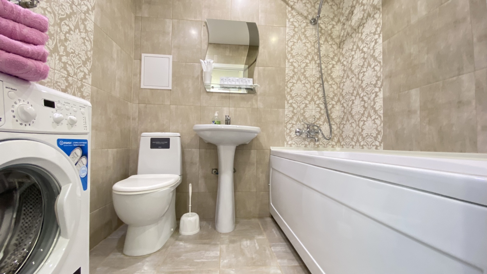 Right Room на Братьев Луканиных