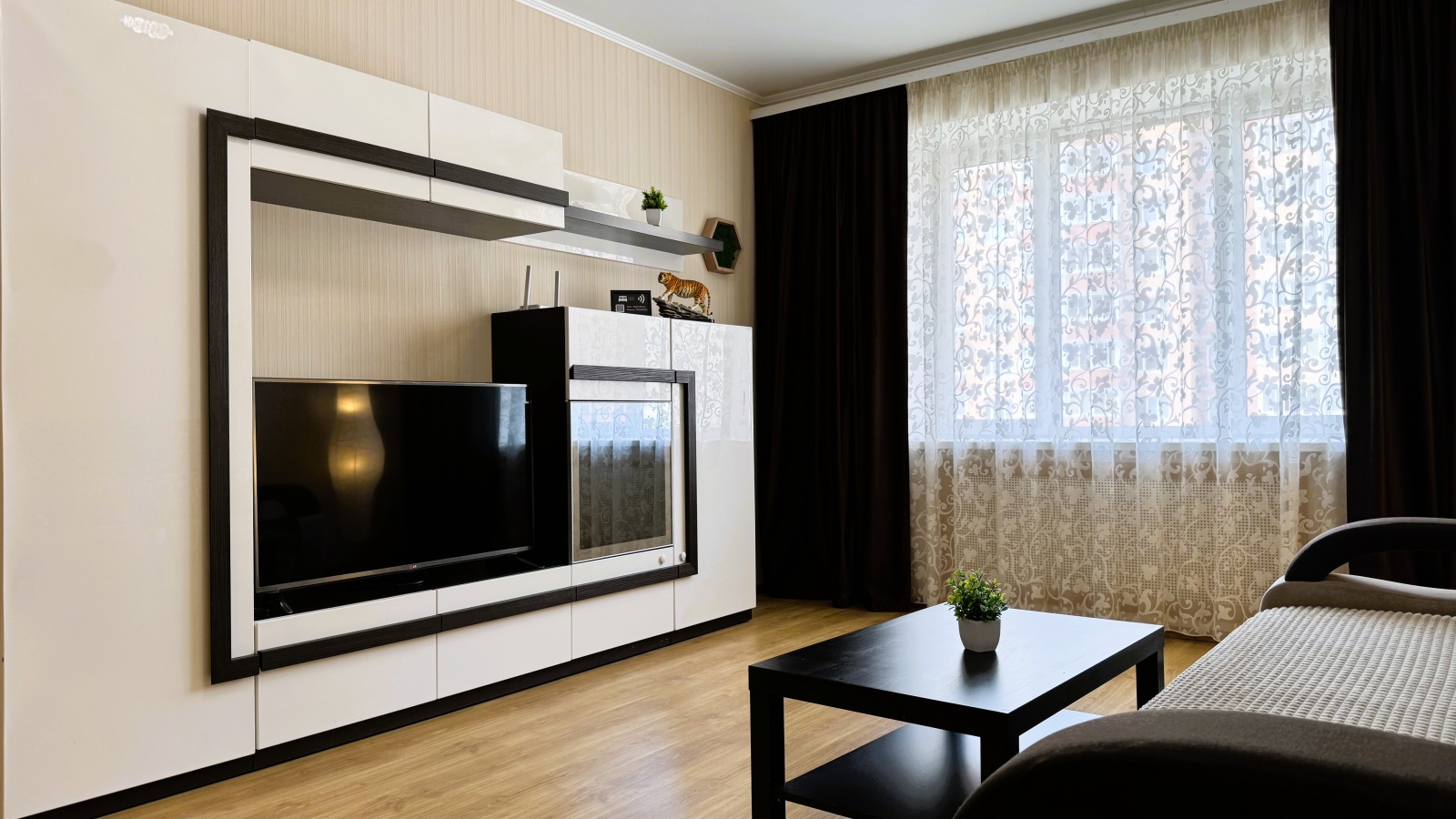 Right Room на 65 лет Победы 41к1