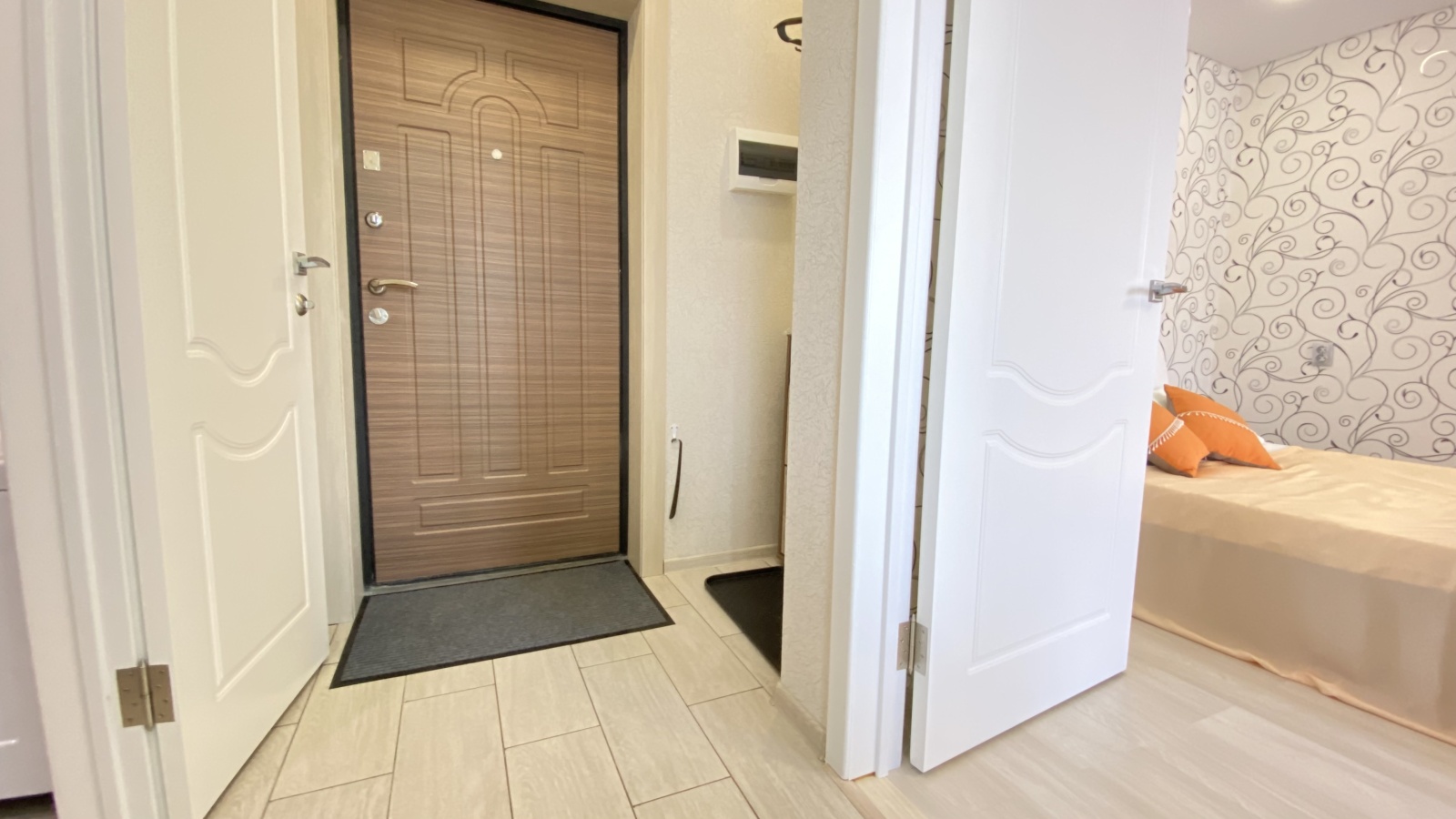 Right Room на Братьев Луканиных