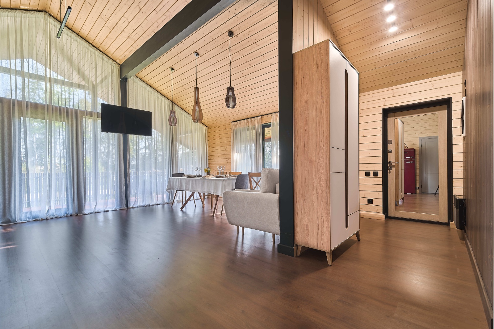 Panorama Home