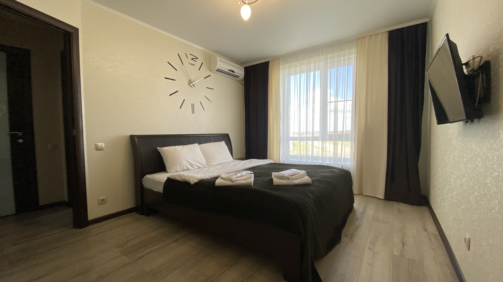 Right Room на Петра Тарасова 5
